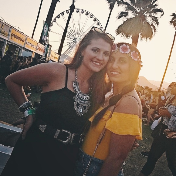 Meet your Posher, Jessica - Picture 4 of 4